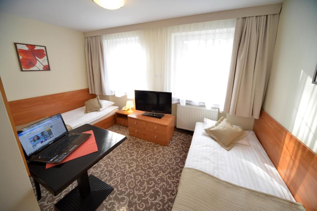Bukowy Dworek Szczawno-Zdroj Habitación foto